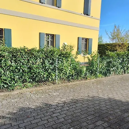 Casa Anna - Piano T E Giardino شقة