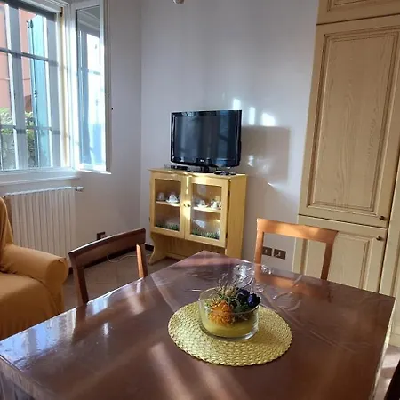 Casa Anna - Piano T E Giardino Apartment