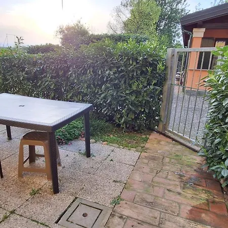 Casa Anna - Piano T E Giardino * Modena