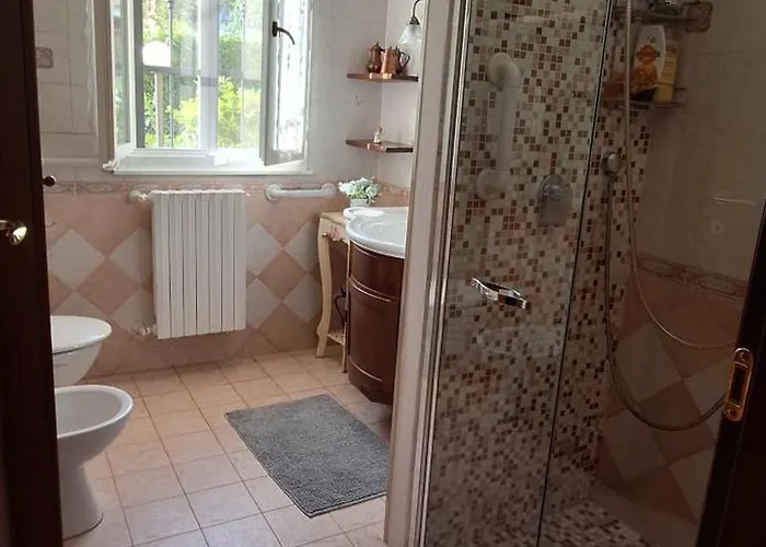 Apartment Casa Anna - Piano T E Giardino