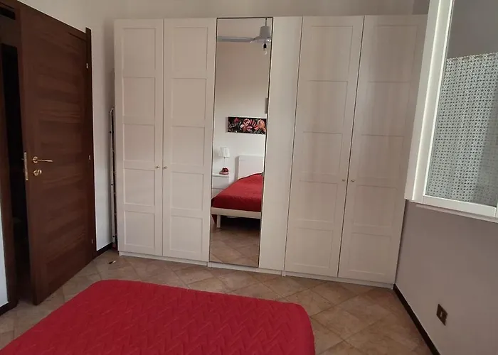 Casa Anna - Piano T E Giardino * Modena