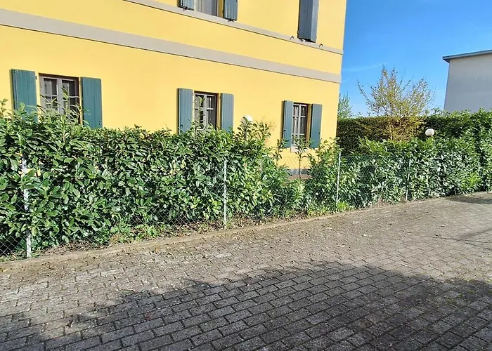 Casa Anna - Piano T E Giardino Apartment